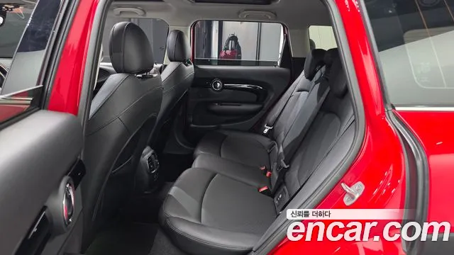 MINI Clubman 2023 thumb 11