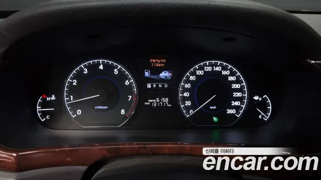 Hyundai Equus 2010 thumb 8