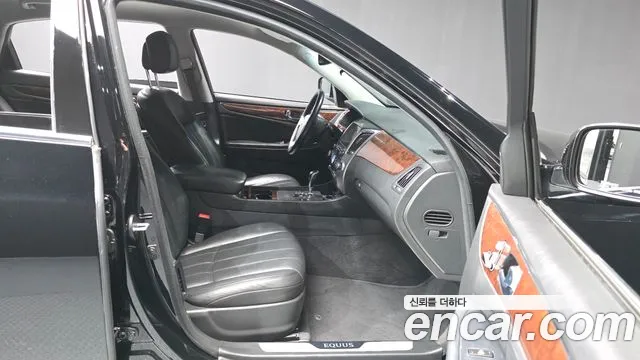 Hyundai Equus 2010 thumb 11