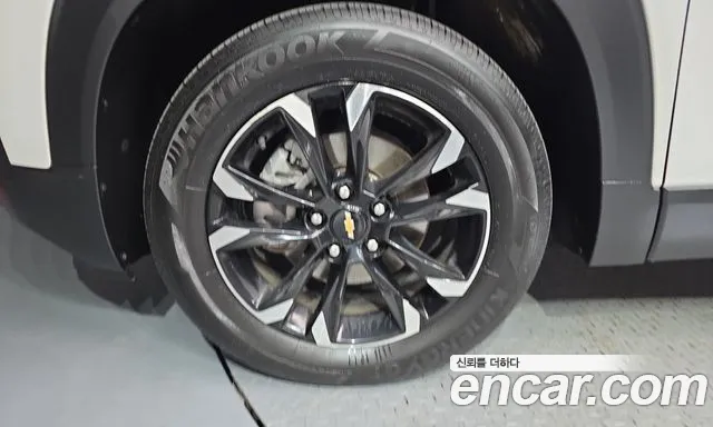 ChevroletGMDaewoo TrailBlazer 2020 thumb 5
