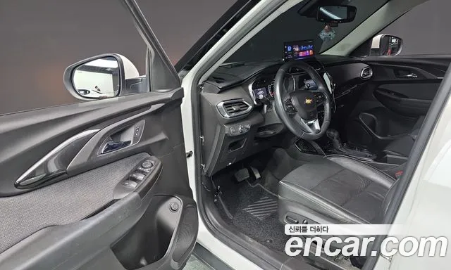 ChevroletGMDaewoo TrailBlazer 2020 thumb 10