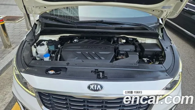 Kia Carnival 2019 thumb 7