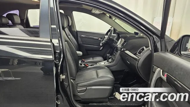 ChevroletGMDaewoo Captiva 2013 thumb 11