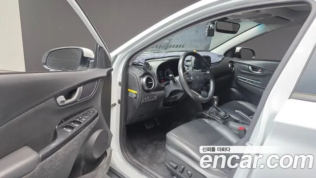 Hyundai Kona 2017 thumb 10