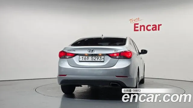 Hyundai Avante 2013 thumb 4
