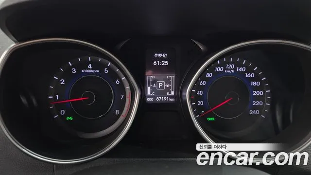 Hyundai Avante 2013 thumb 8