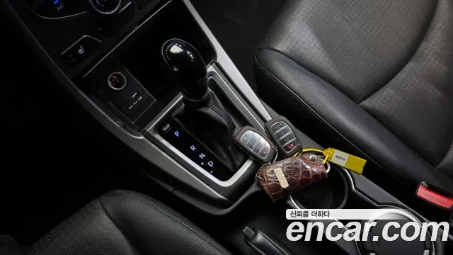 Hyundai Avante 2013 thumb 9