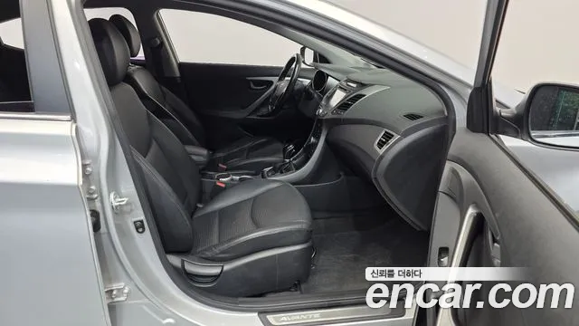 Hyundai Avante 2013 thumb 11
