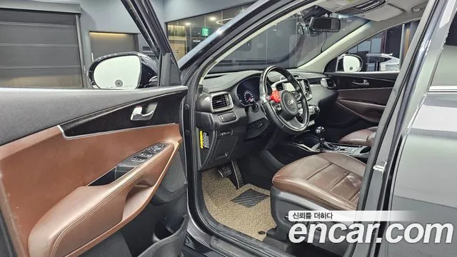 Kia Sorento 2017 thumb 10