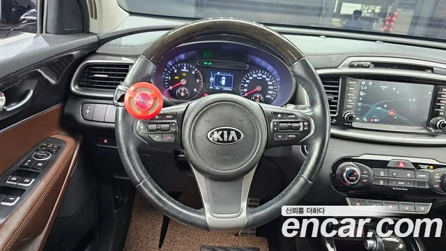 Kia Sorento 2017 thumb 12