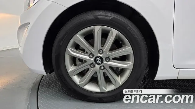 Hyundai Avante 2014 thumb 5