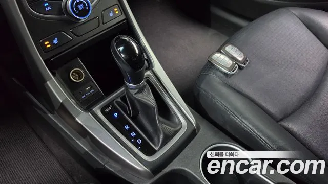 Hyundai Avante 2014 thumb 9