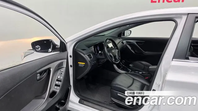 Hyundai Avante 2014 thumb 10