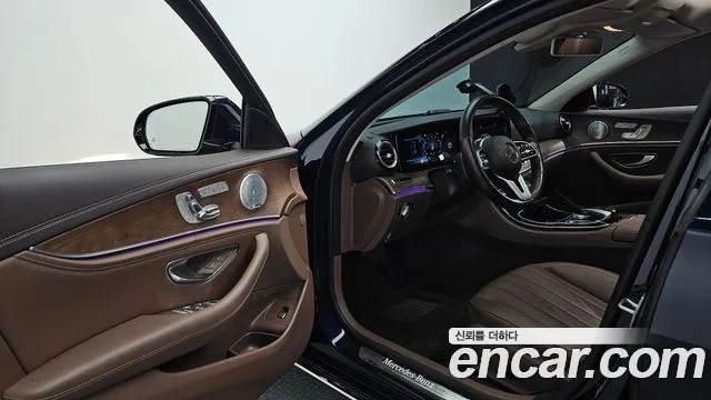 Mercedes-Benz E-Класс 2019 thumb 9