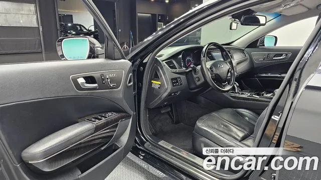 Kia K9 2013 thumb 10