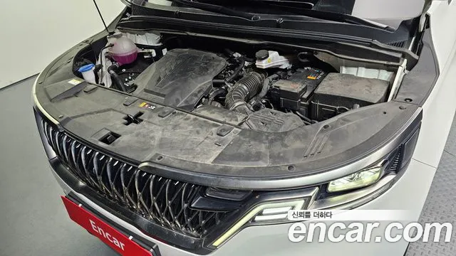 Kia Carnival 2023 thumb 6