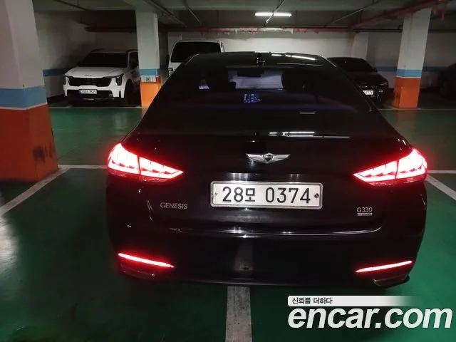 Hyundai Genesis 2014 thumb 3
