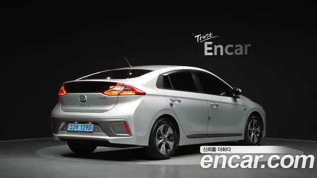 Hyundai IONIQ 6 2017 thumb 2