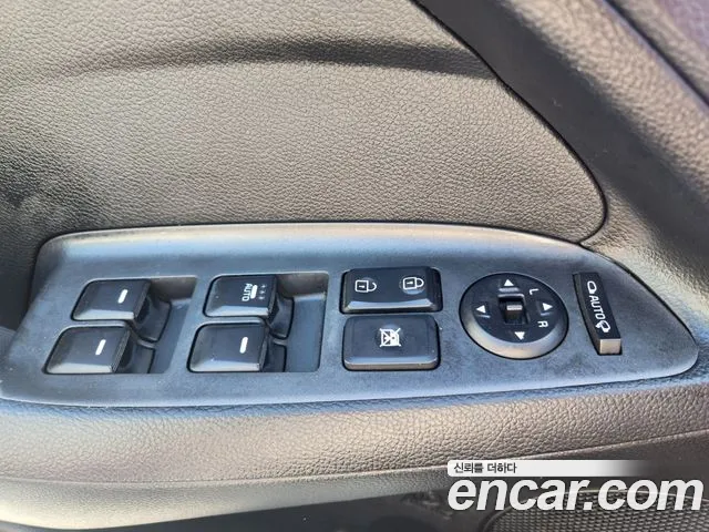 Kia K3 2013 thumb 8