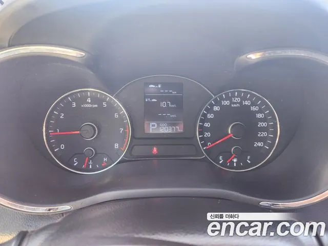 Kia K3 2013 thumb 10