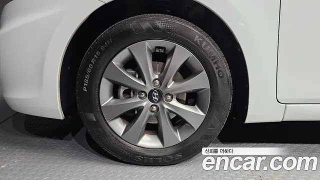 Hyundai Accent 2018 thumb 4