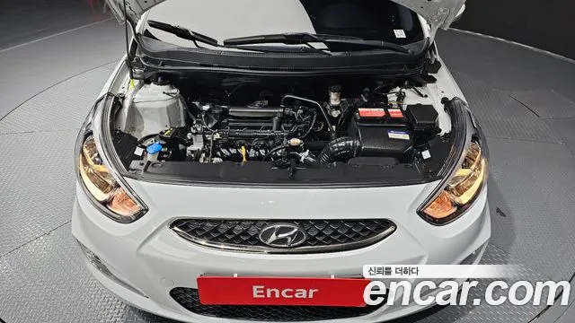 Hyundai Accent 2018 thumb 5