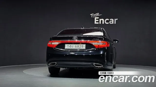 Hyundai Grandeur 2013 thumb 4