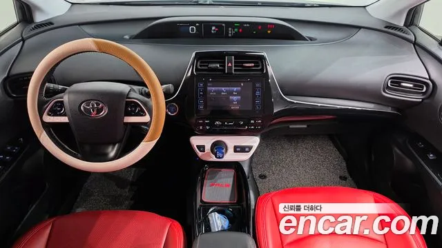Toyota Prius 2018 thumb 7