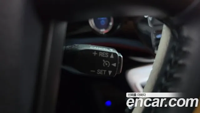 Toyota Prius 2018 thumb 12