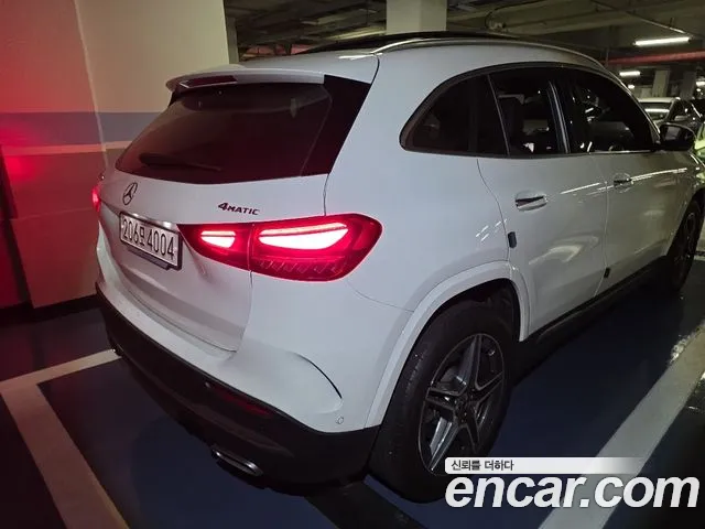 Mercedes-Benz GLA 2025 thumb 7