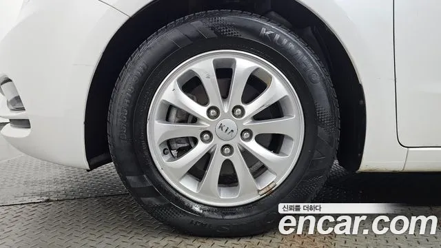 Kia K3 2014 thumb 5
