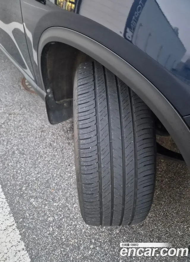KG_Mobility_Ssangyong Rexton 2018 thumb 5
