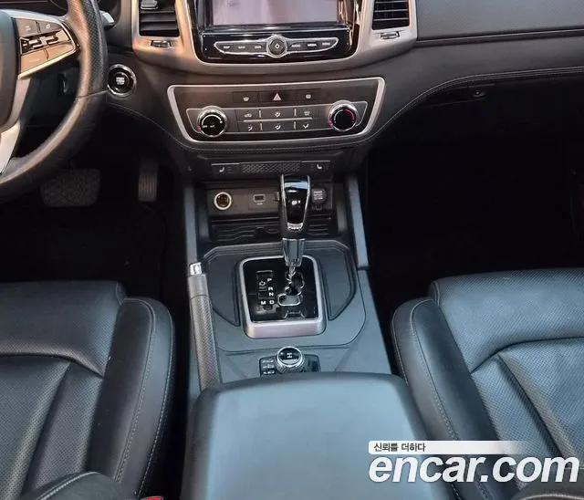 KG_Mobility_Ssangyong Rexton 2018 thumb 9