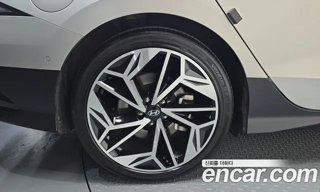 Hyundai IONIQ 6 2023 thumb 5