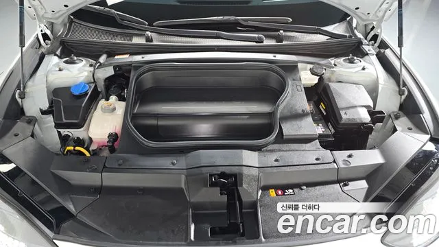 Hyundai IONIQ 6 2023 thumb 6