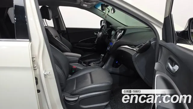 Hyundai Santa Fe 2013 thumb 11