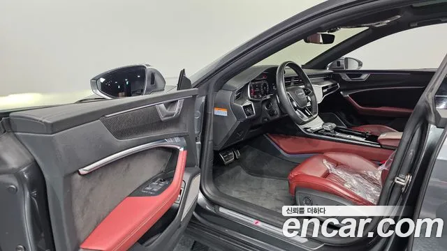 Audi S7 2021 thumb 10