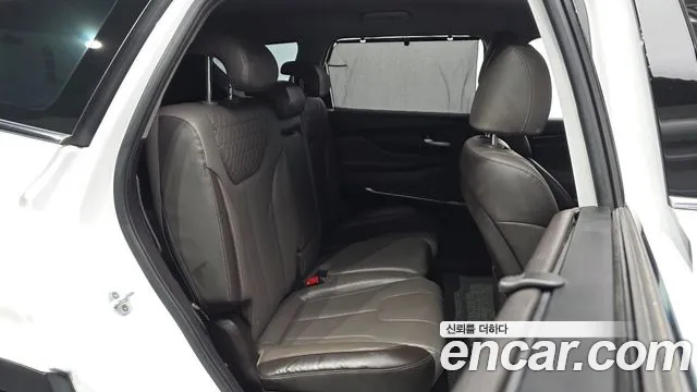 Hyundai Santa Fe 2018 thumb 10