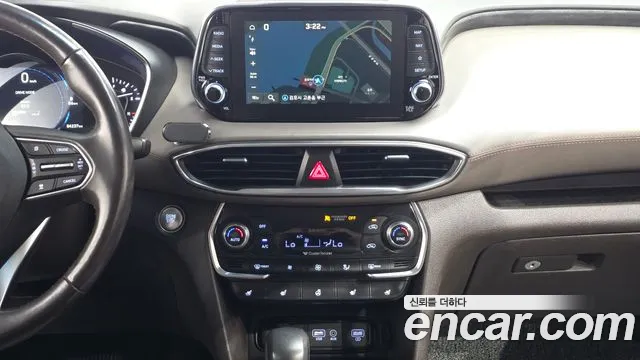 Hyundai Santa Fe 2018 thumb 12