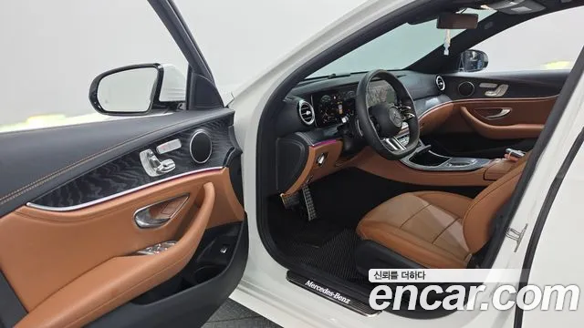 Mercedes-Benz E-Класс 2021 thumb 10