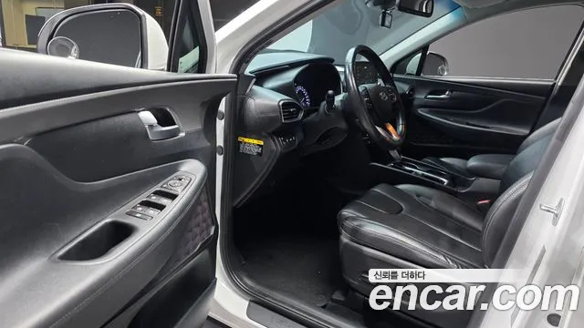 Hyundai Santa Fe 2019 thumb 9