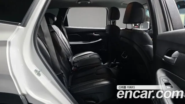 Hyundai Santa Fe 2019 thumb 10