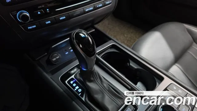 Hyundai Genesis 2015 thumb 9