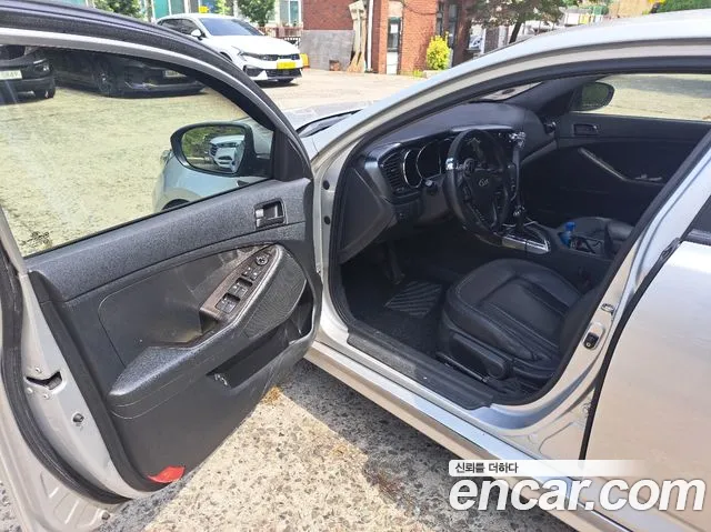 Kia K5 2012 thumb 8