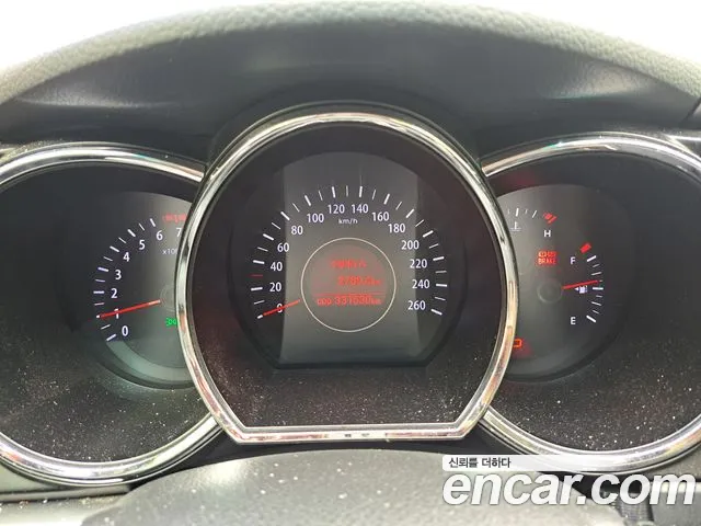 Kia K5 2012 thumb 9