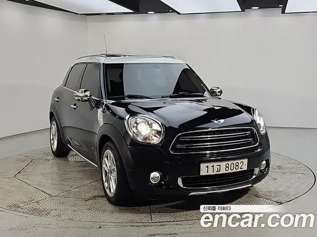 MINI Countryman 2015 thumb 3