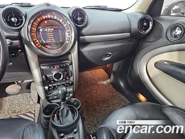 MINI Countryman 2015 thumb 8