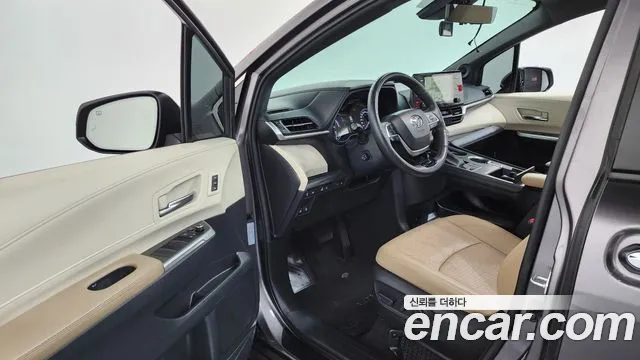 Toyota Sienna 2023 thumb 10