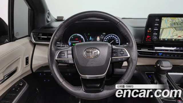 Toyota Sienna 2023 thumb 12
