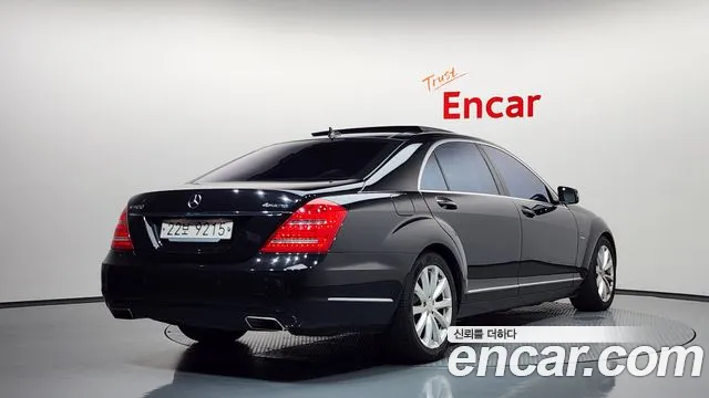 Mercedes-Benz S-Класс 2011 thumb 2